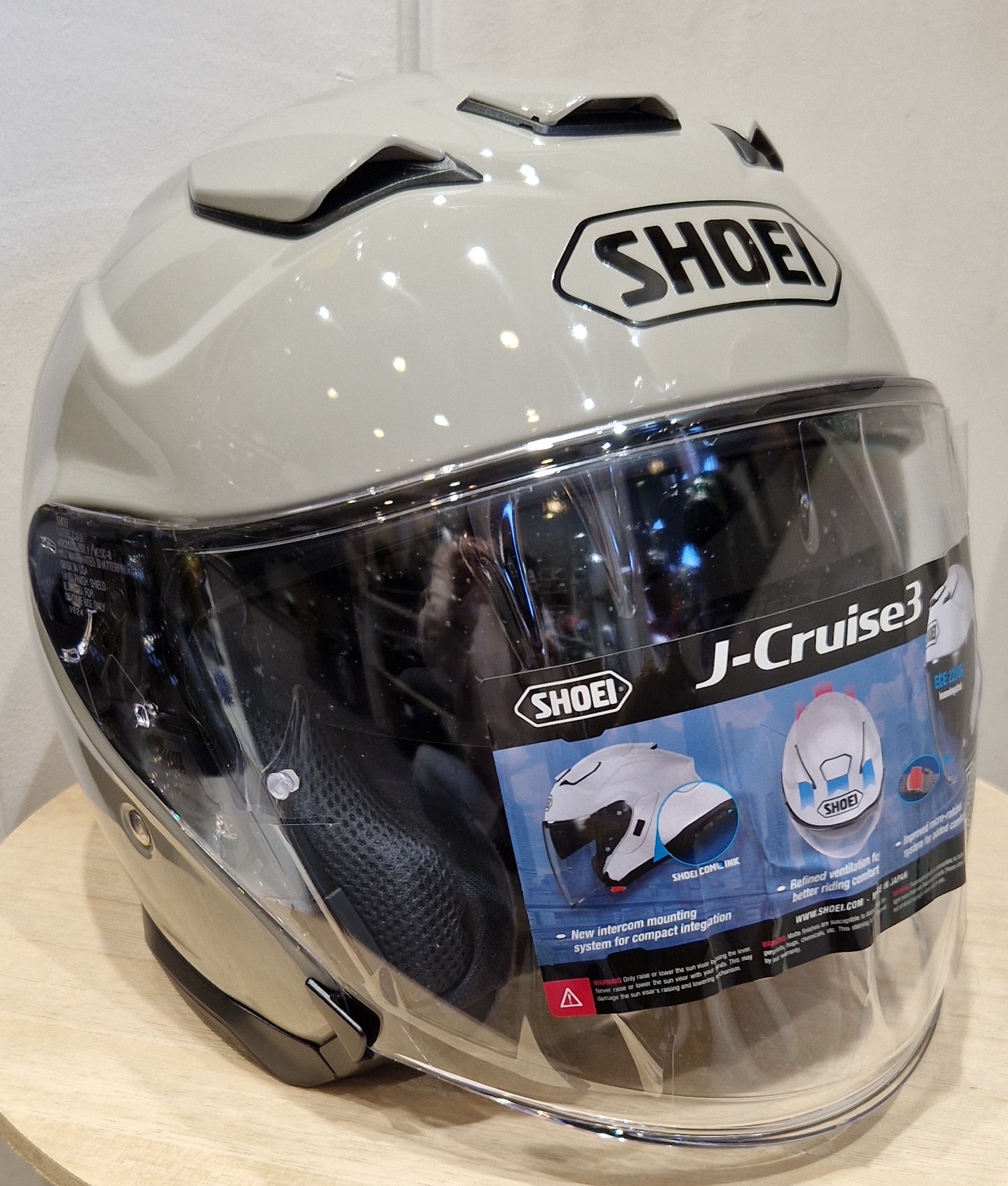 casque-jet-SHOEI-J-CRUISE-3-Chalk-Grey-casque-scooter-Gris-craie-route-elmo